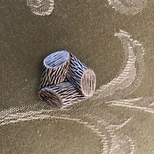 8 vintage metal buttons